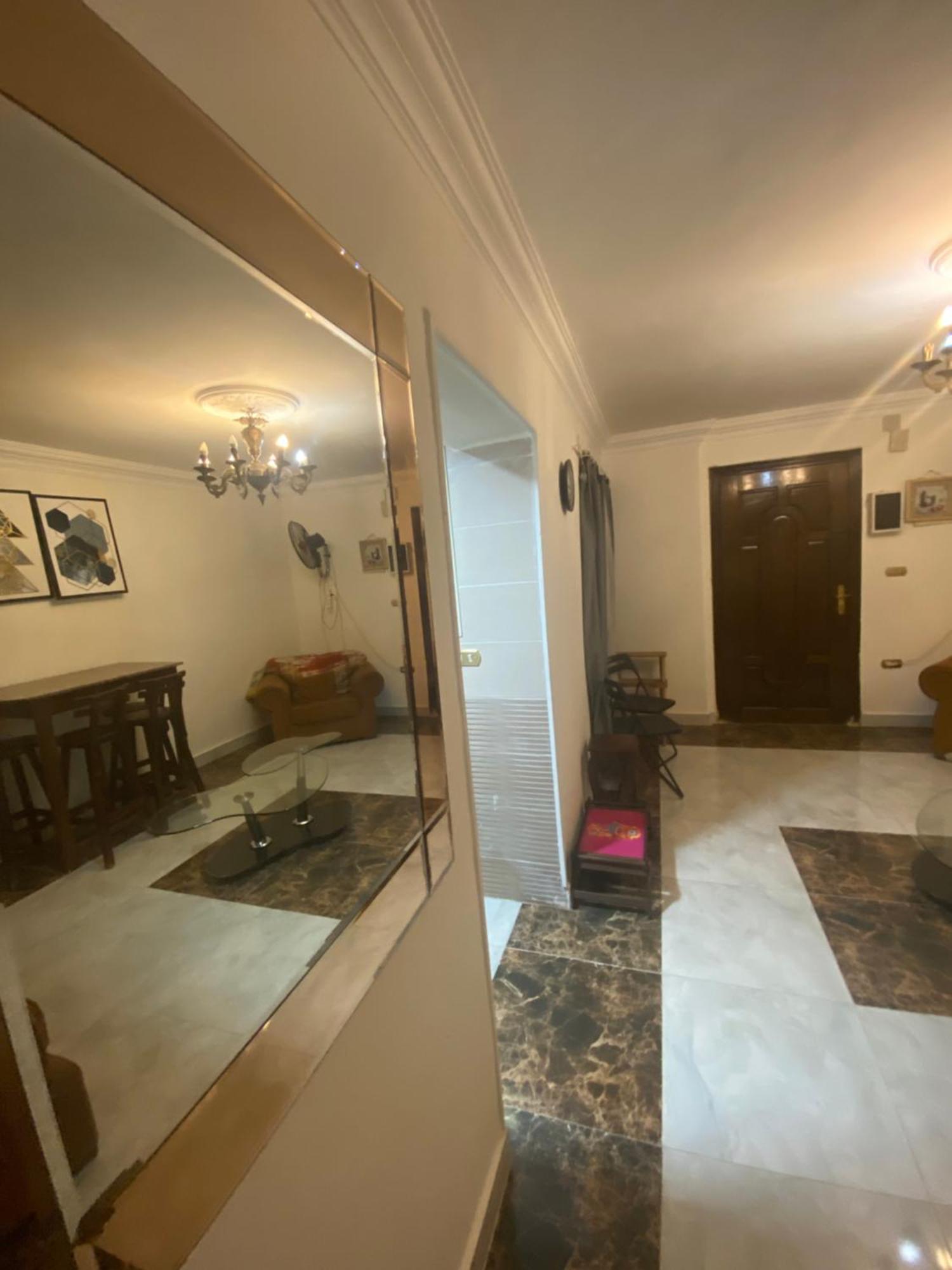 شارع حسين حجازي متفرع من شارع الفلكي عند ماموريه الضرايب العامه Apartment Cairo
